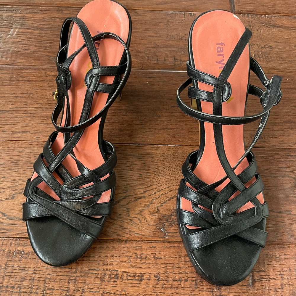 Faryl Robin black “dancing” shoe